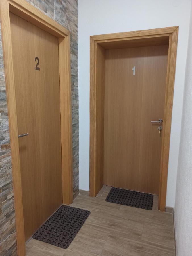 Studio Apartments Una Korenica Εξωτερικό φωτογραφία